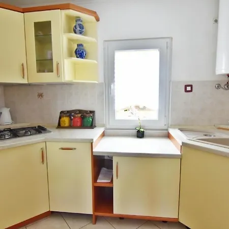 In Savudrija Mit Grosser Terrasse Apartman Basanija