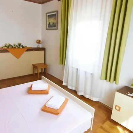 In Savudrija Mit Grosser Terrasse Apartment