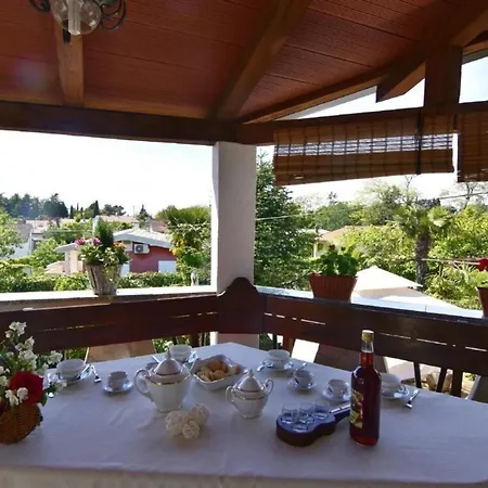 In Savudrija Mit Grosser Terrasse * Basanija